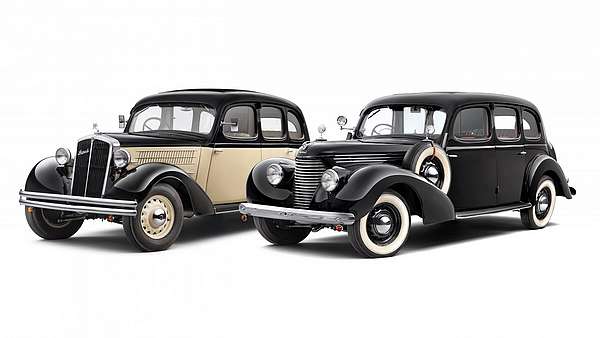 škoda superb 640 (1935) a Superb 3000 OHV 1939 